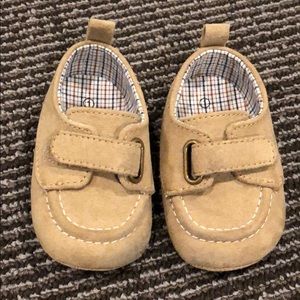NWOT- baby boy tan dress shoes